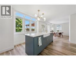 52 STIRLING MACGREGOR Drive - 12