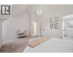 52 STIRLING MACGREGOR Drive - 21