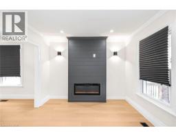 209 DRUMMOND Street - 11