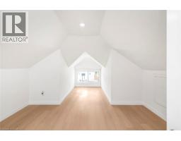 209 DRUMMOND Street - 31