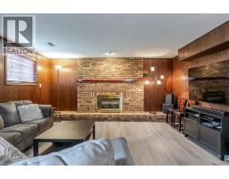 219 ATHENIA Drive - 25