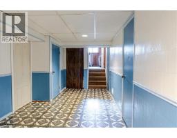 219 ATHENIA Drive - 32