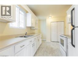 16 GARROW Drive - 11