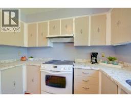 16 SUGAR MAPLE Place - 14