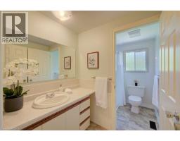 16 SUGAR MAPLE Place - 18