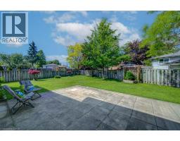 16 SUGAR MAPLE Place - 35