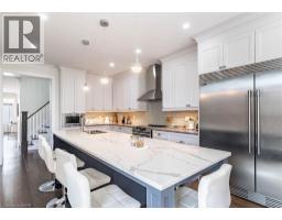 47 HAWKE Crescent - 15