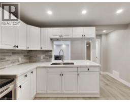 229 PARKDALE Avenue N - 30