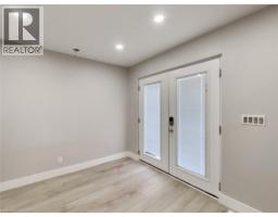 229 PARKDALE Avenue N - 31