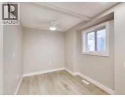 229 PARKDALE Avenue N - 33