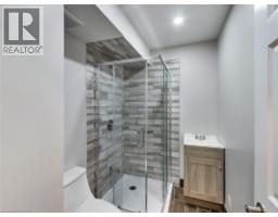 229 PARKDALE Avenue N - 41