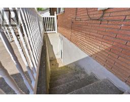 41 ALBERT Street W - 35