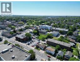 41 ALBERT Street W - 42