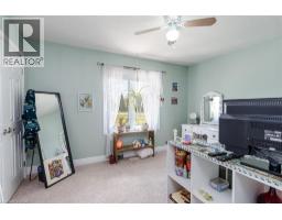 52 PETERSON Street - 24