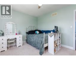 52 PETERSON Street - 25