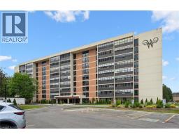 65 WESTMOUNT Road UnitNo. 211 - 1