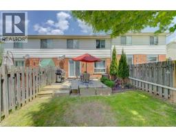 26 HARTLEY Court - 32