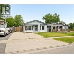 156 TRAYNOR Avenue - 3