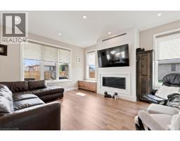 209 ARDEN Crescent - 11