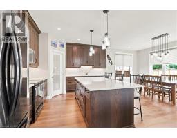 209 ARDEN Crescent - 14