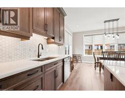 209 ARDEN Crescent - 19
