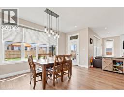 209 ARDEN Crescent - 20