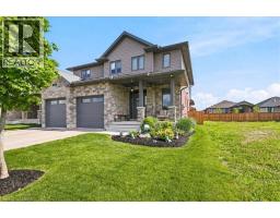 209 ARDEN Crescent - 3