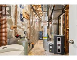 209 ARDEN Crescent - 40