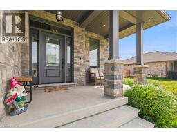 209 ARDEN Crescent - 5