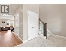 209 ARDEN Crescent - 8