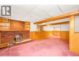 4649 THE GALLOPS - 24