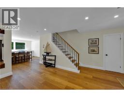 912 BOOTHMAN Avenue - 32