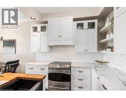 262 DUNDAS Street E UnitNo. 311 - 15