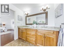 1047 ST MATTHEW S Avenue - 31