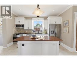 52 ROOSHILL Drive - 12