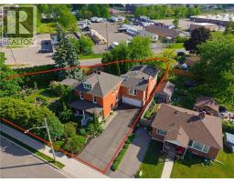 52 ROOSHILL Drive - 3