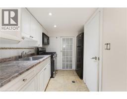 52 ROOSHILL Drive - 30