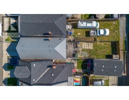 126 BELMONT Avenue - 28
