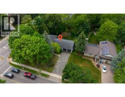 627 WESTMOUNT Road W - 4