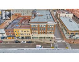 90 COLBORNE Street UnitNo. 409 - 2