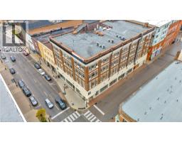 90 COLBORNE Street UnitNo. 409 - 3