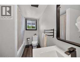 184 LONDON Street N - 21