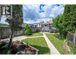 184 LONDON Street N - 3
