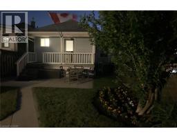 184 LONDON Street N - 30