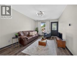 184 LONDON Street N - 7