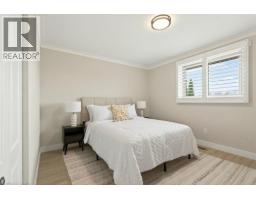 116 HIGHRIDGE Avenue - 18