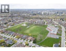 116 HIGHRIDGE Avenue - 41