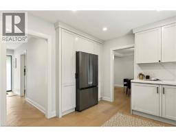 371 ROBINA Road - 19