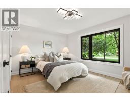 371 ROBINA Road - 25