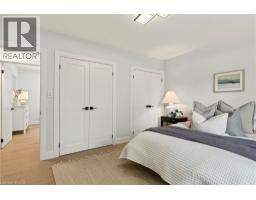 371 ROBINA Road - 27